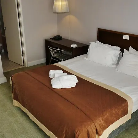 Talen Hotel *