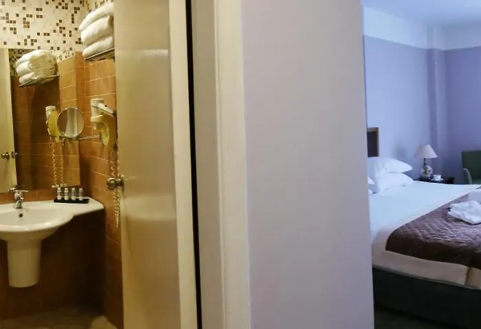 Talen * Κωνσταντινούπολη